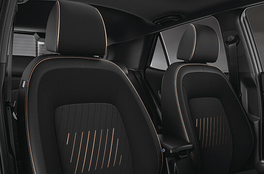 "Hyundai Venue Review: Is This the Best SUV Under ₹10 Lakh?" 3 Techarina.com image 1